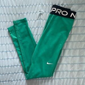 Nike Pro Leggings - XS Aqua Green